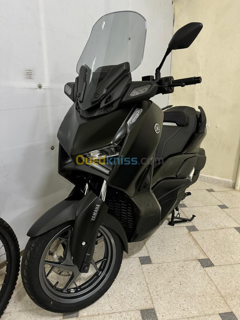 Yamaha Xmax 