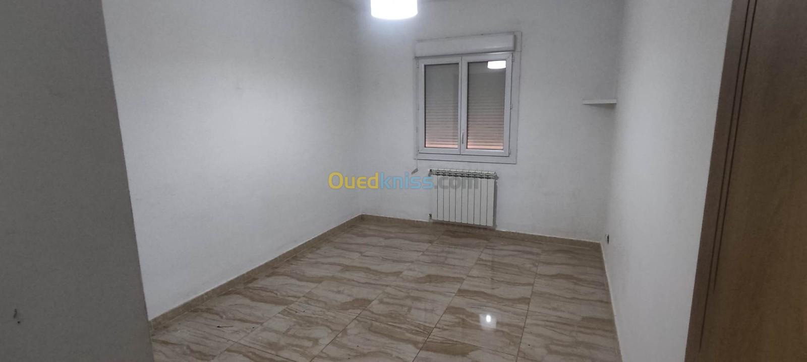 Location Appartement F4 Oran Bir el djir