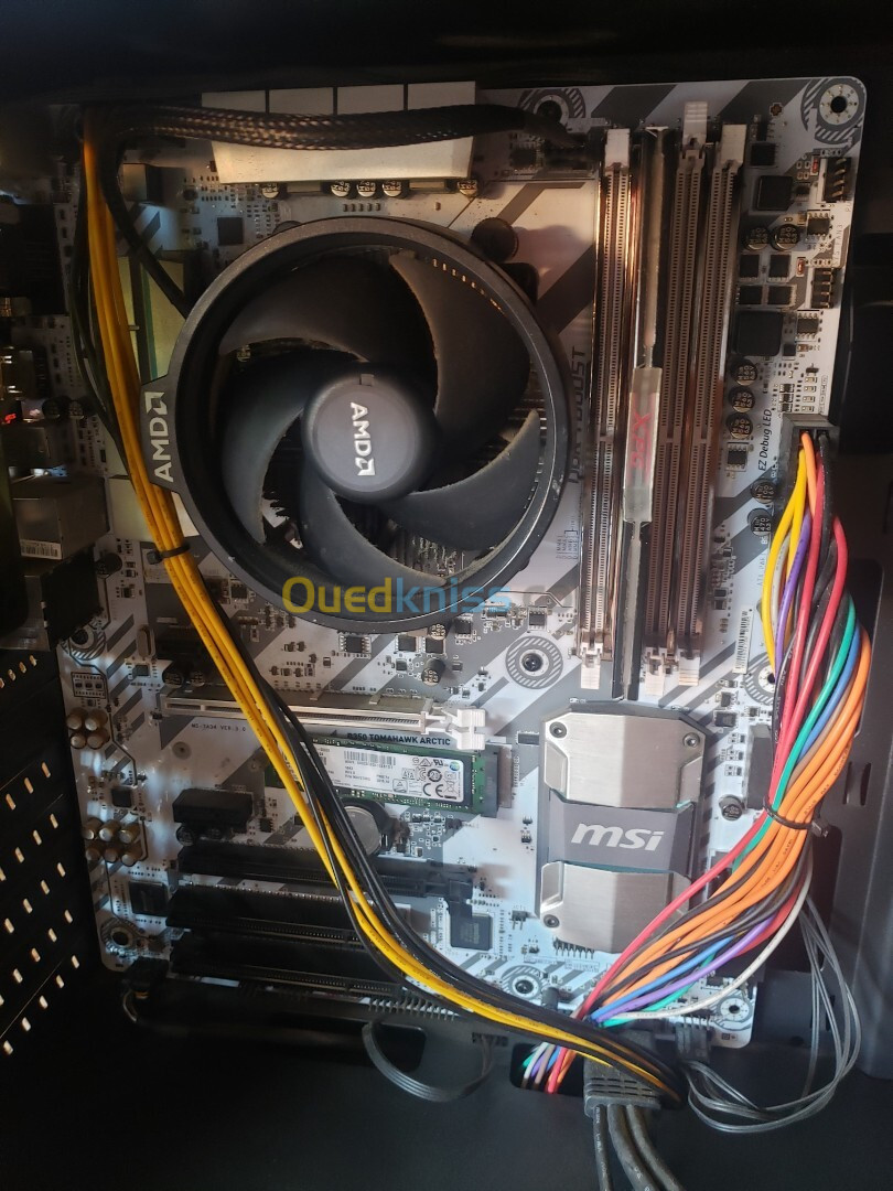 Unite gamer AMD Ryzen 3 2200G