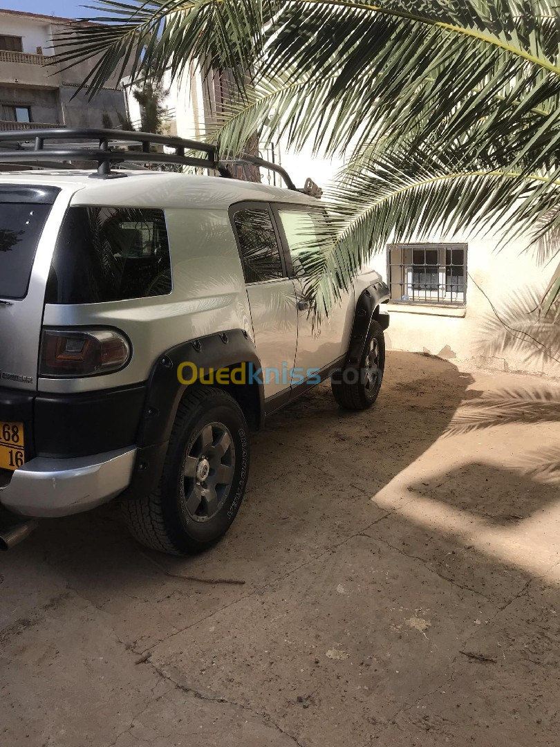 Toyota Land Cruiser 2010 Land Cruiser