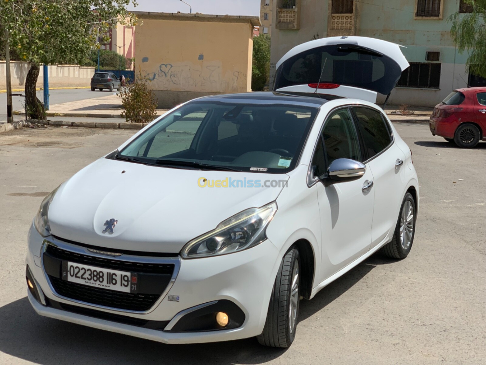 Peugeot 208 2016 Allure Facelift