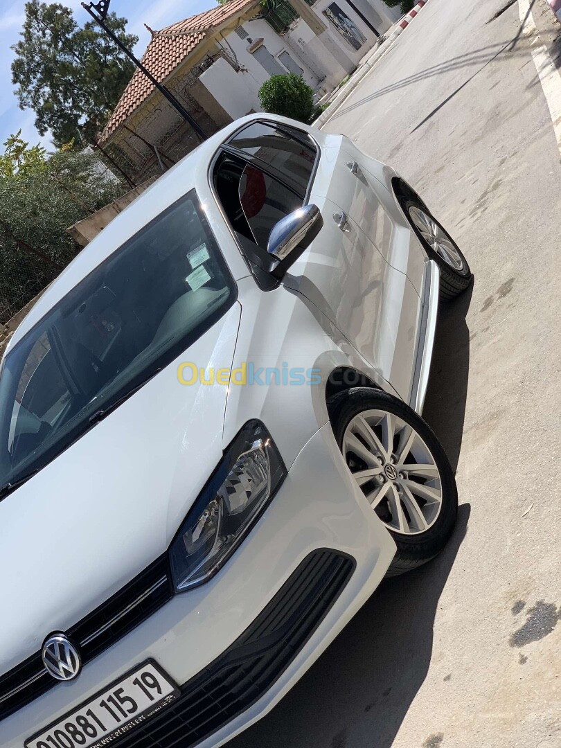 Volkswagen Polo 2015 TrendLine