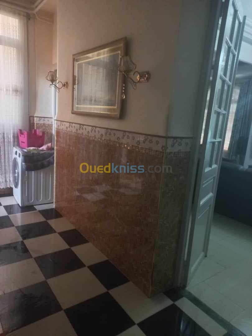 Vente Appartement F5 Alger Mohammadia