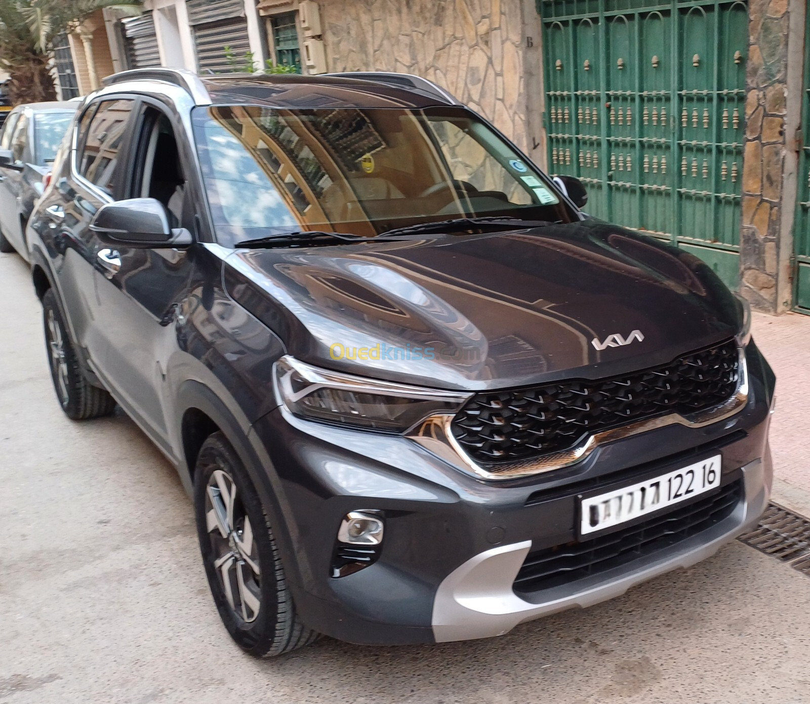 Kia Sonet 2022 Boite auto toit