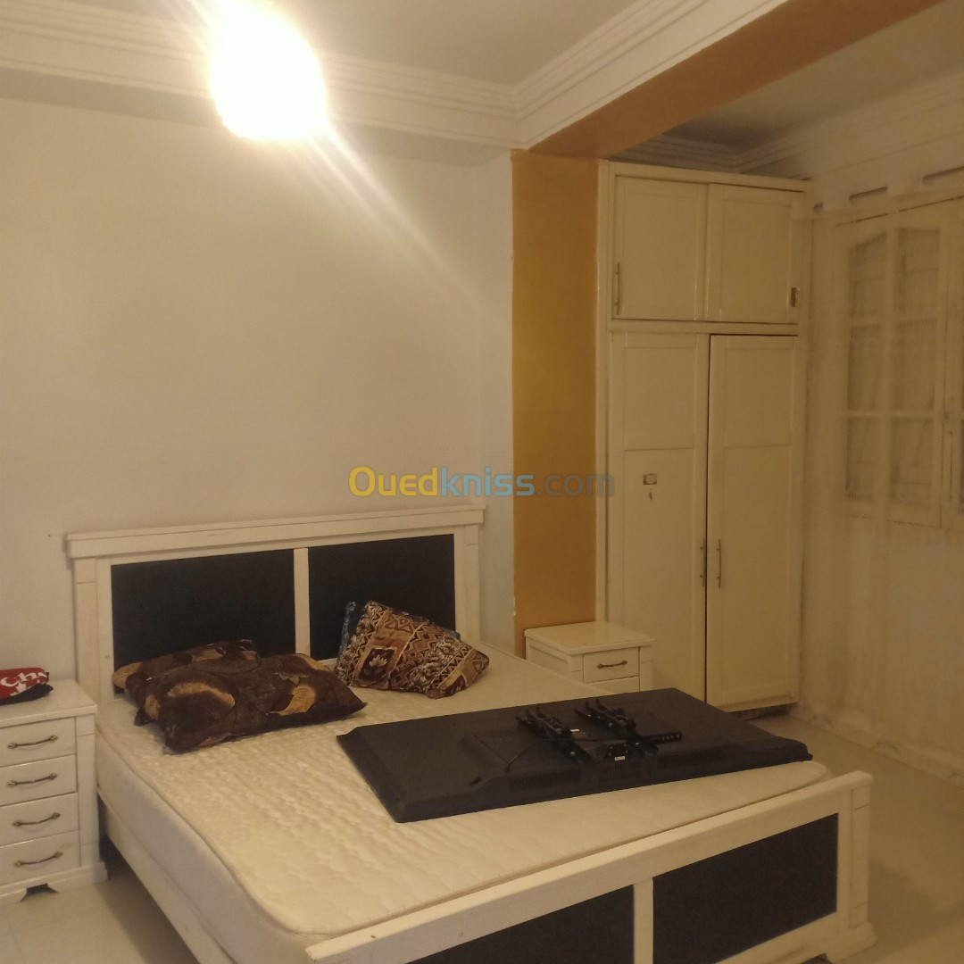 Location vacances Appartement F2 Alger Zeralda