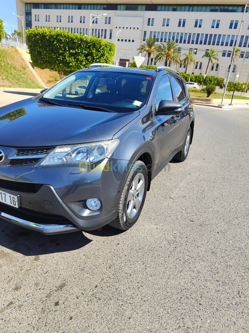 Toyota RAV4 2017 Premium