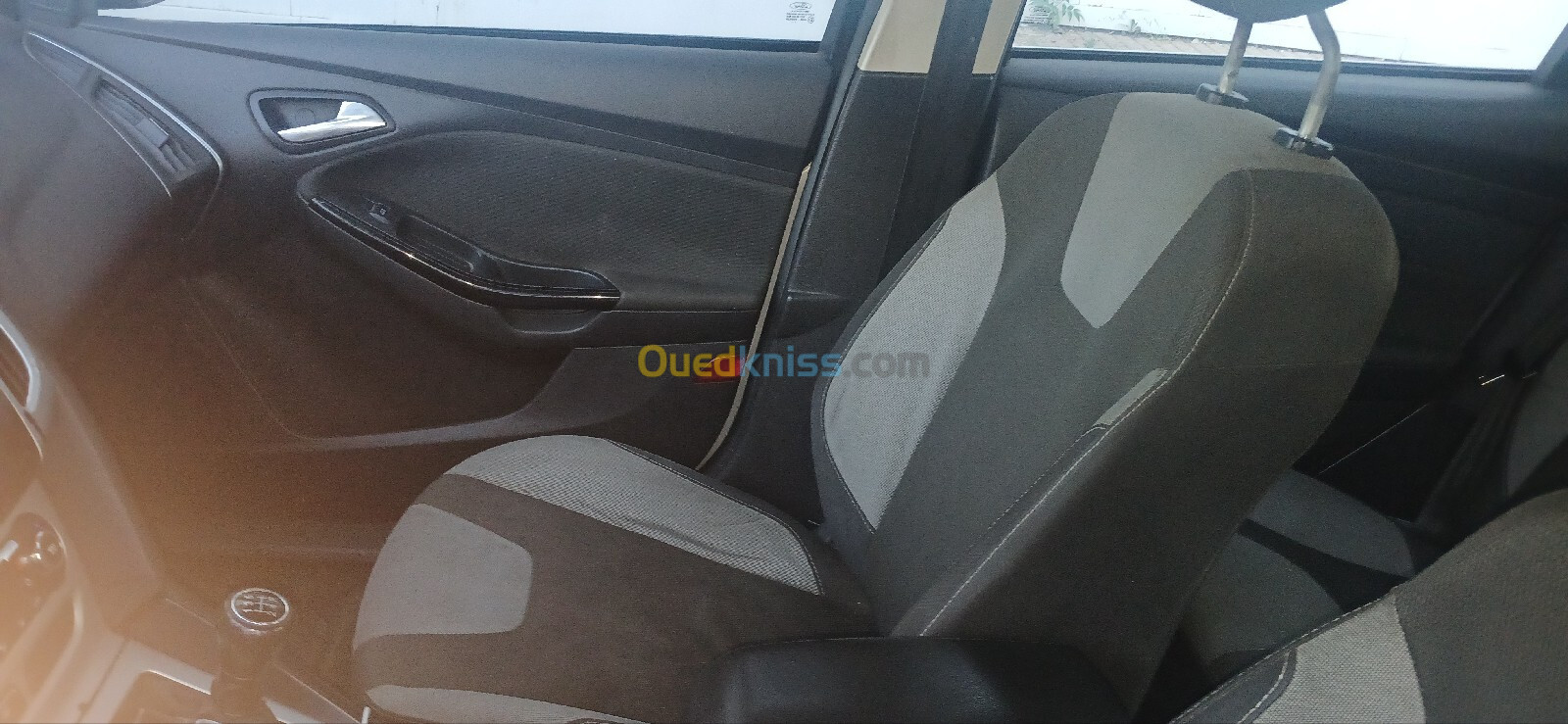 Ford Focus 4 portes 2012 Titanium