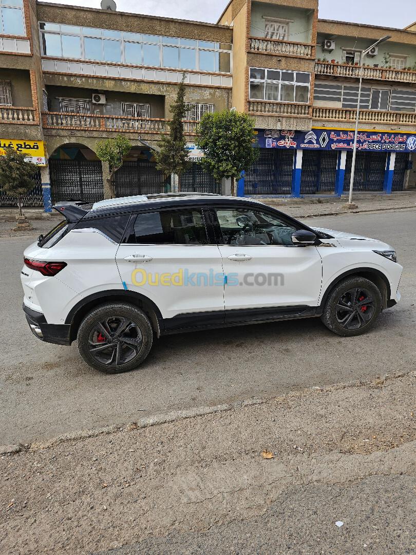 Geely COOLRAY 2024 GF la toute couleur blanche