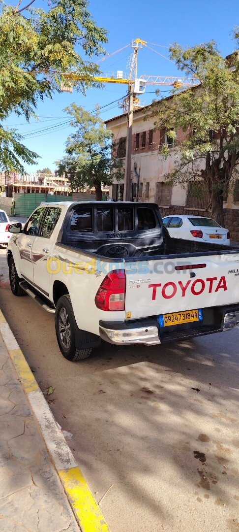 Toyota Hilux 2018 LEGEND DC 4x4