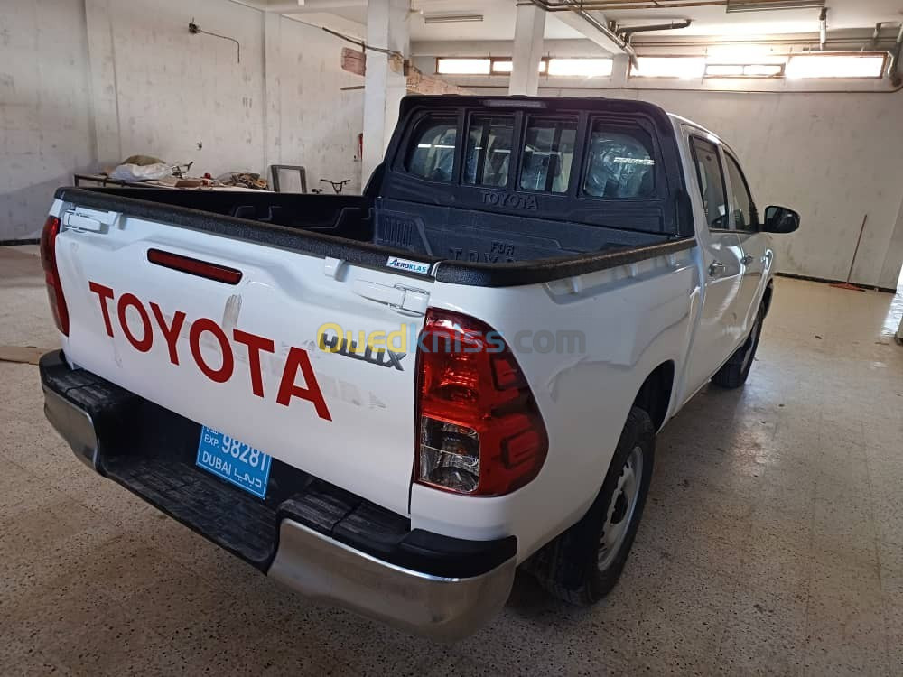 Toyota Hilux 2024 