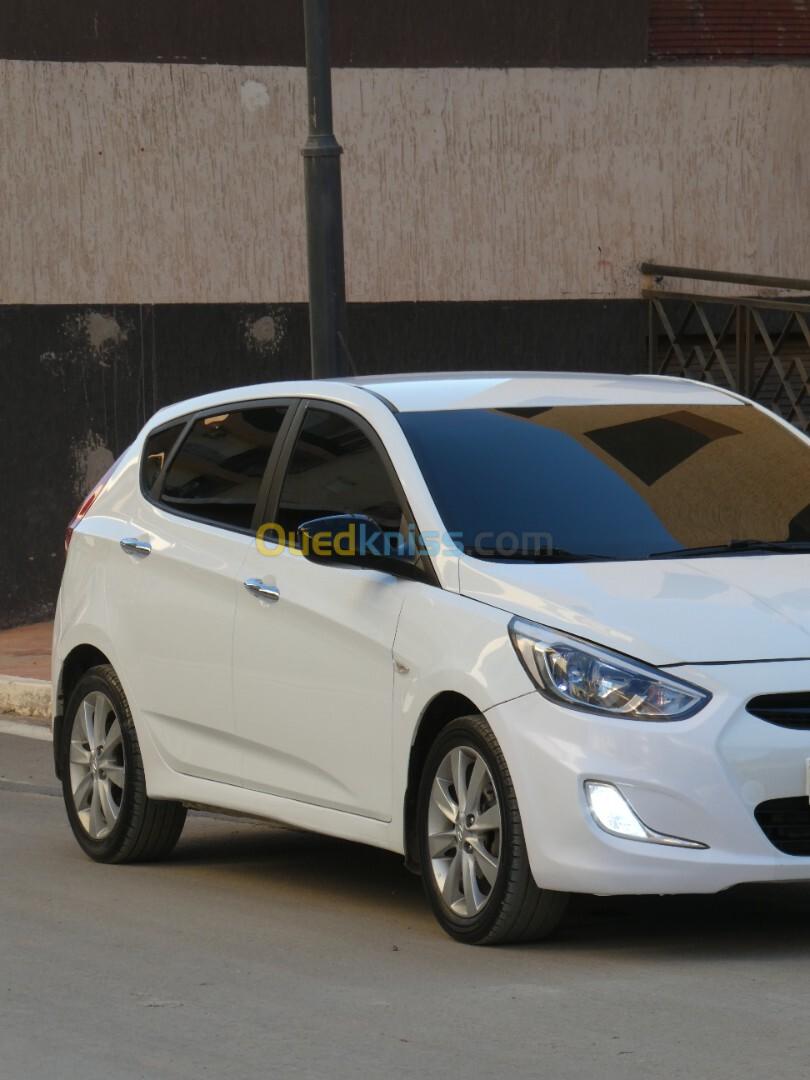 Hyundai Accent RB  5 portes 2017 Préstige