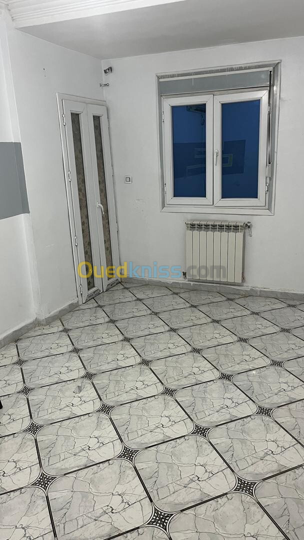 Location Appartement F04 Boumerdès Corso