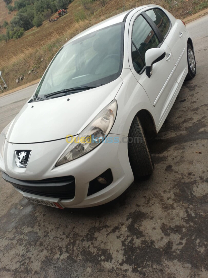 Peugeot 207 2013 