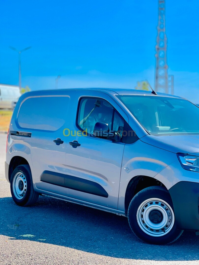 Fiat Doblo 2024 جديد