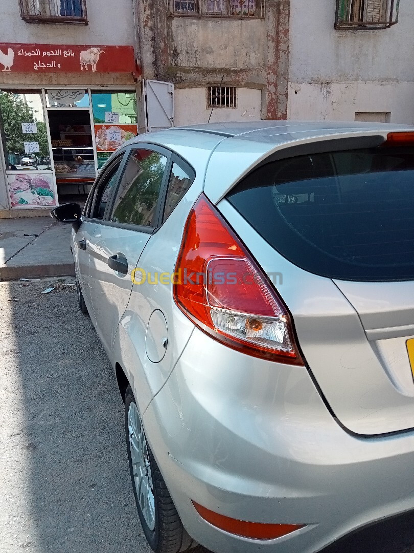 Ford Fiesta 2015 City