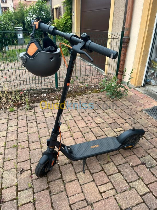 Trottinette Ninebot F2