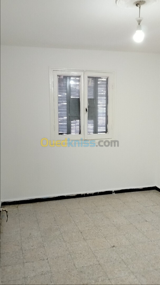 Vente Appartement F03 Skikda Hamadi krouma