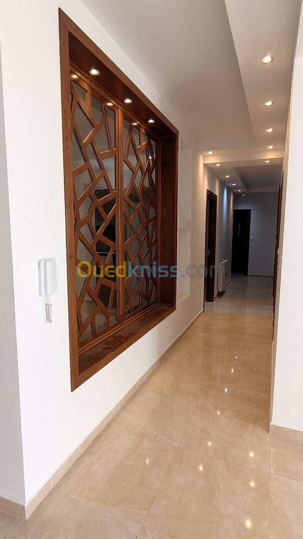 Vente Appartement F5 Alger Cheraga