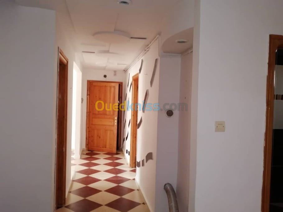 Vente Appartement F4 Tipaza Bou ismail