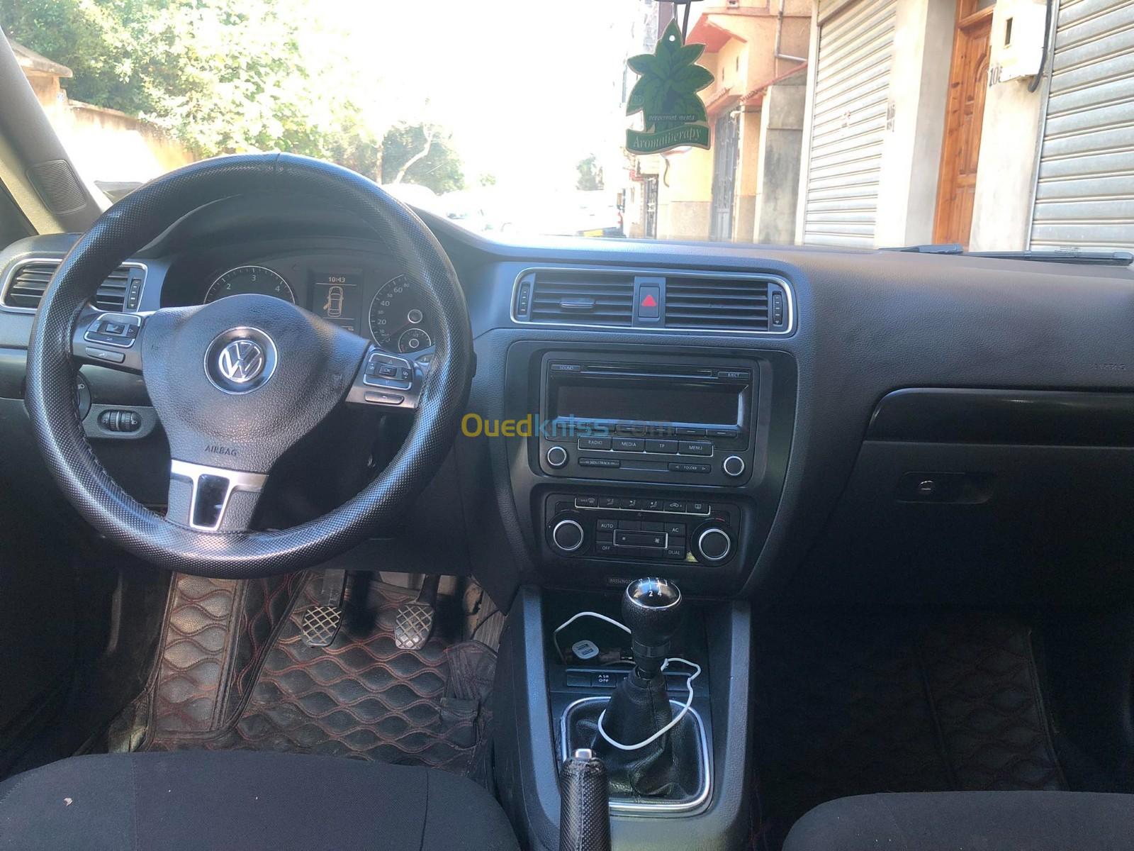 Volkswagen Jetta 2012 Life