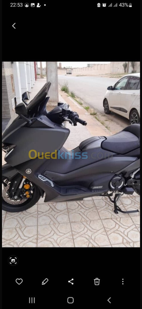 Yamaha Tmax 560 2022