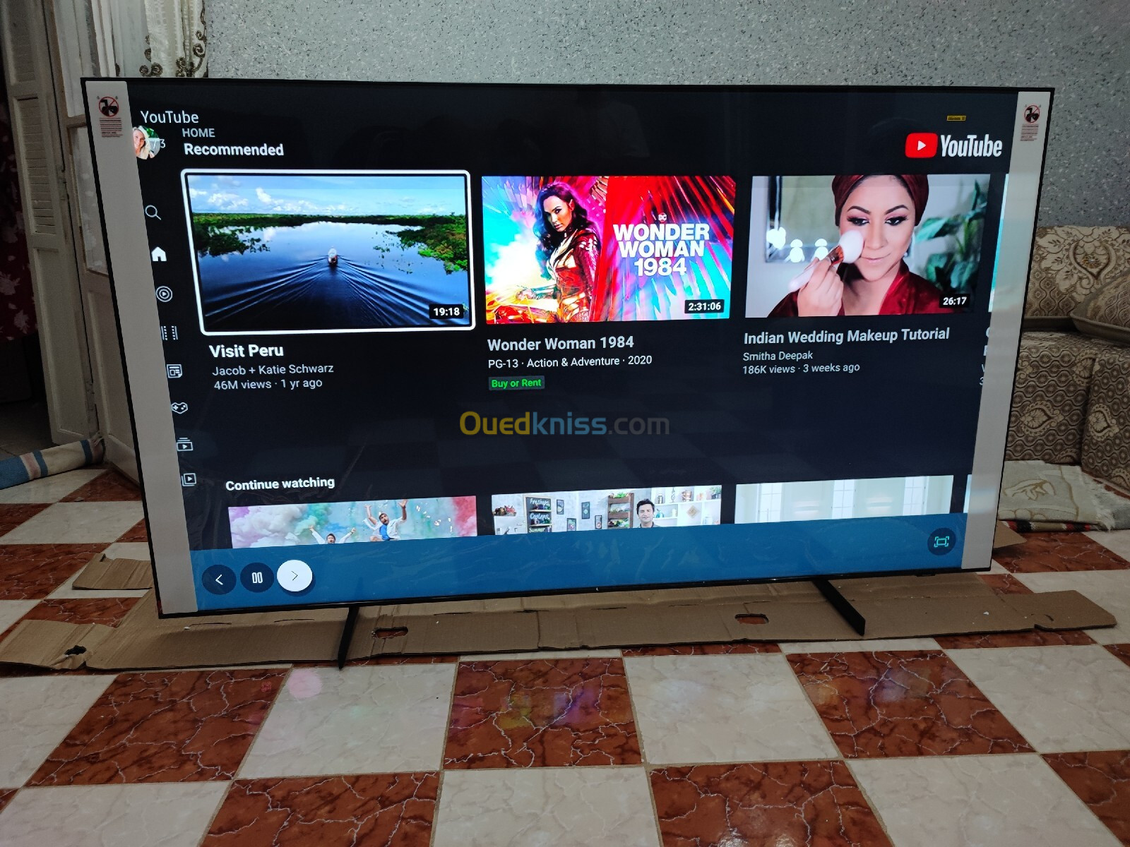 Télévision Samsung 85 pouces 214cm smart tv jamais utilisé 