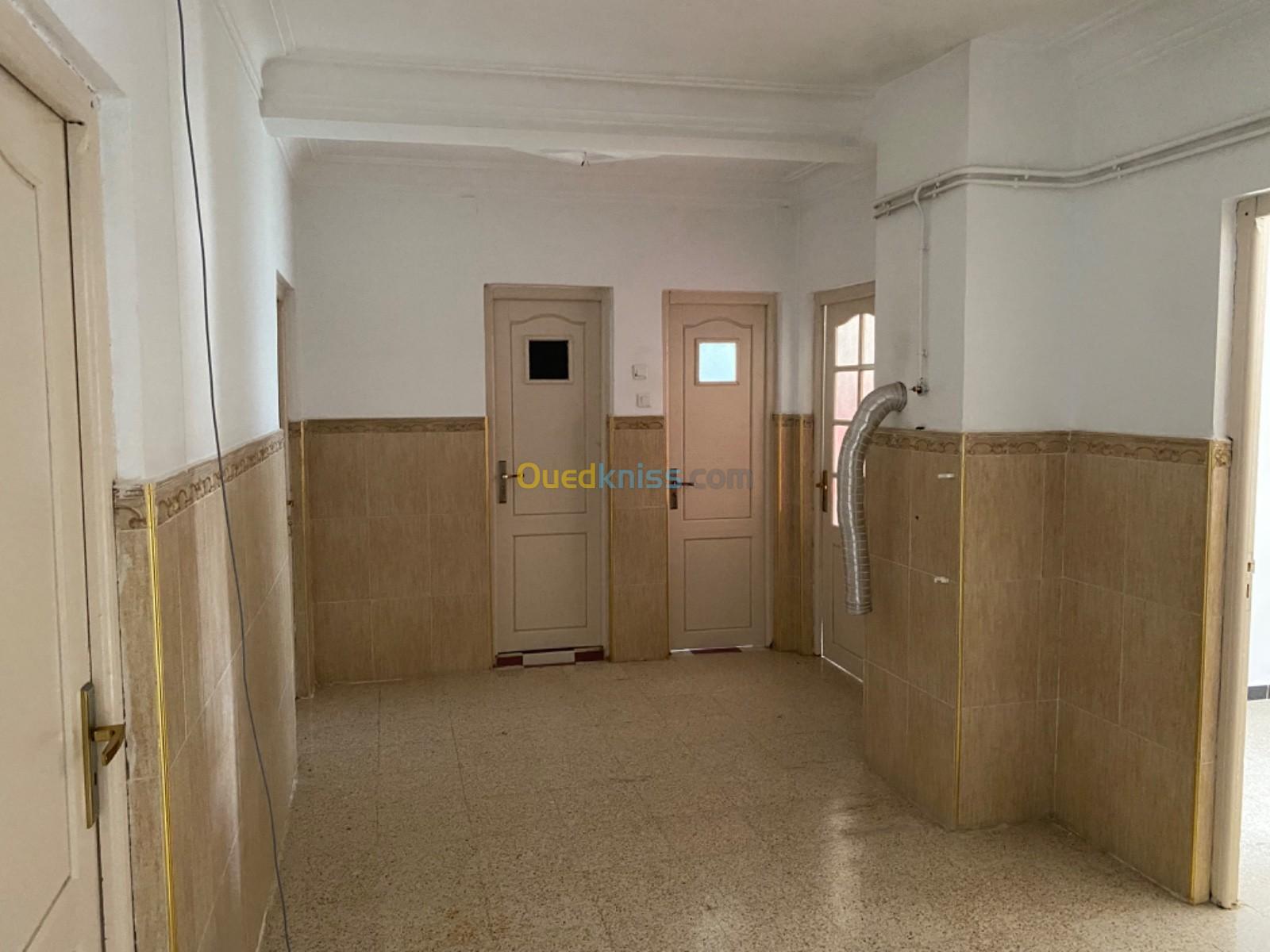 Vente Appartement F4 Tiaret Tiaret