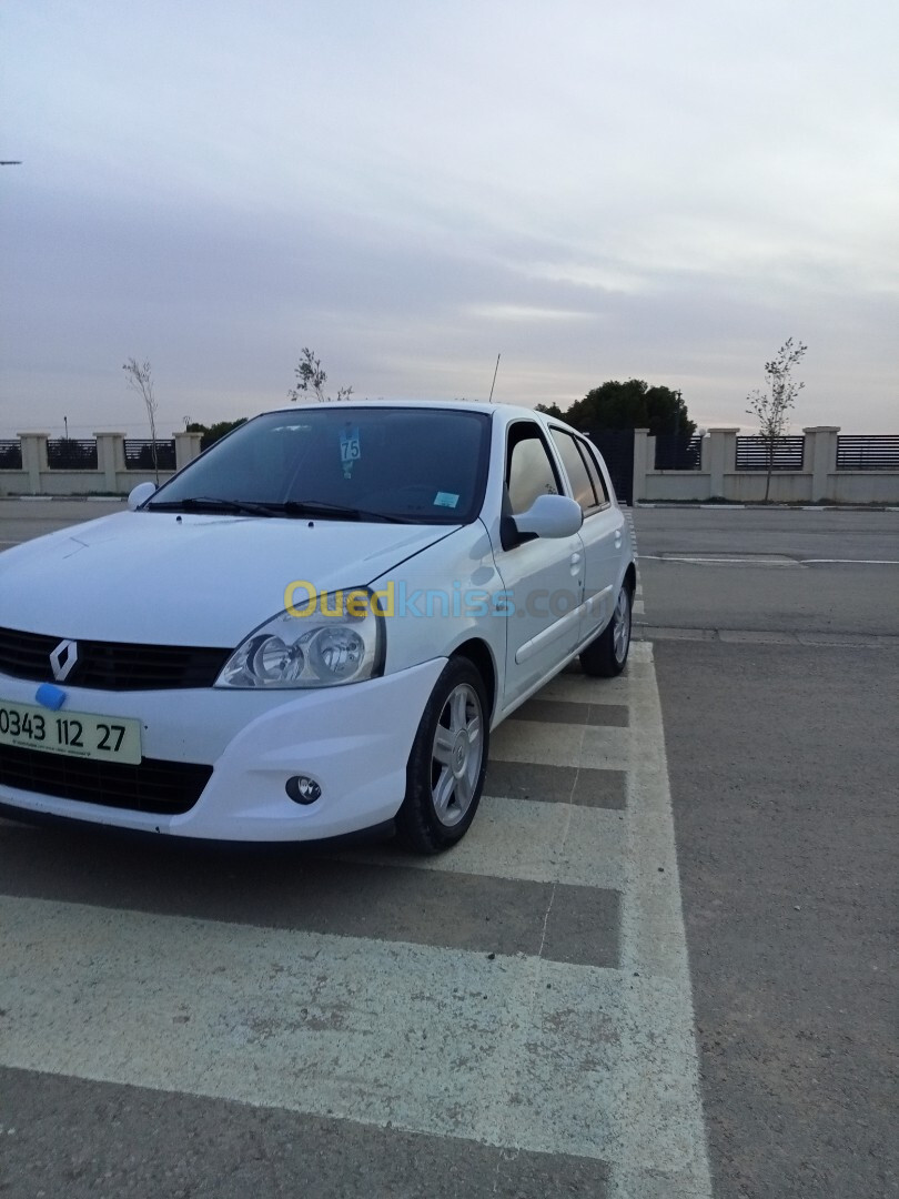 Renault Clio Campus 2012 Clio Campus