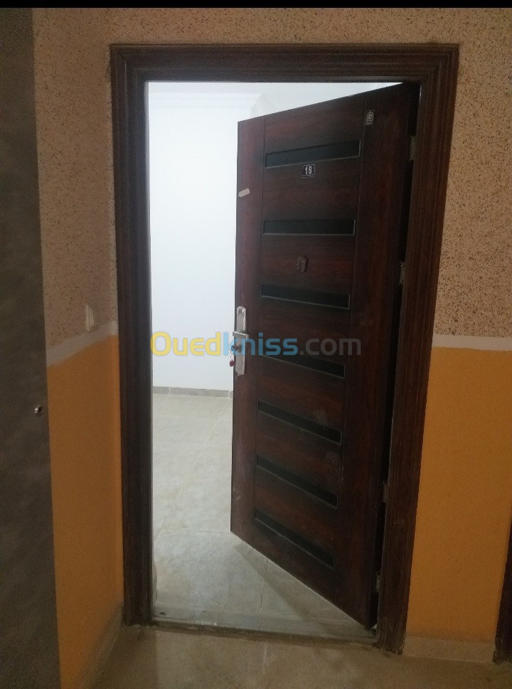 Location Appartement F4 Alger Zeralda