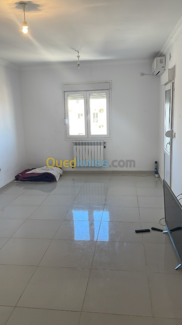 Location Appartement F5 Alger Kouba