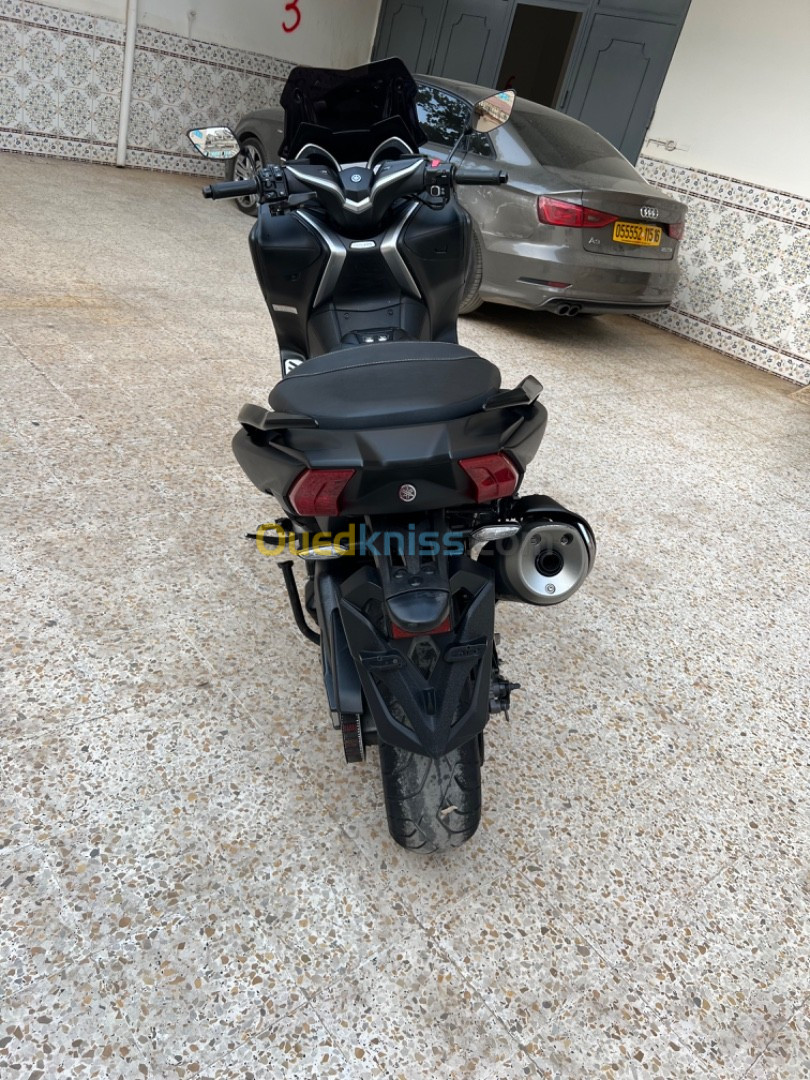 Yamaha Tmax 2018