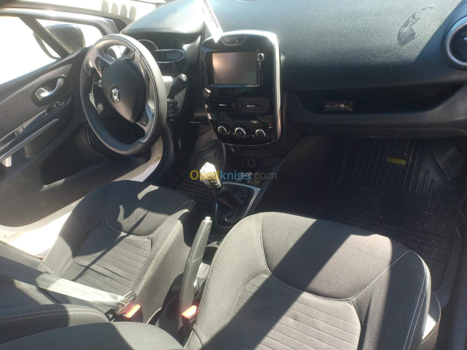 Renault Clio 4 2015 Limited