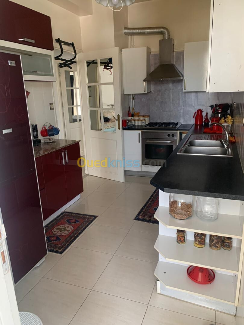 Location Appartement F5 Alger Hydra