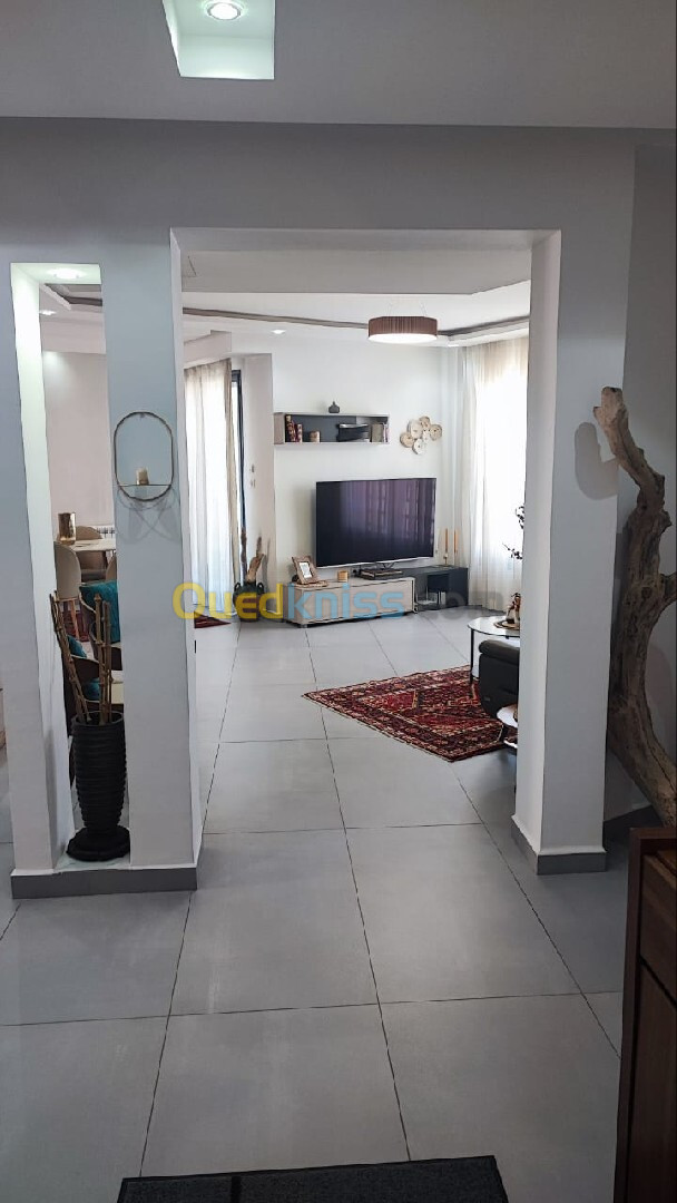 Location Appartement F3 Alger Hydra