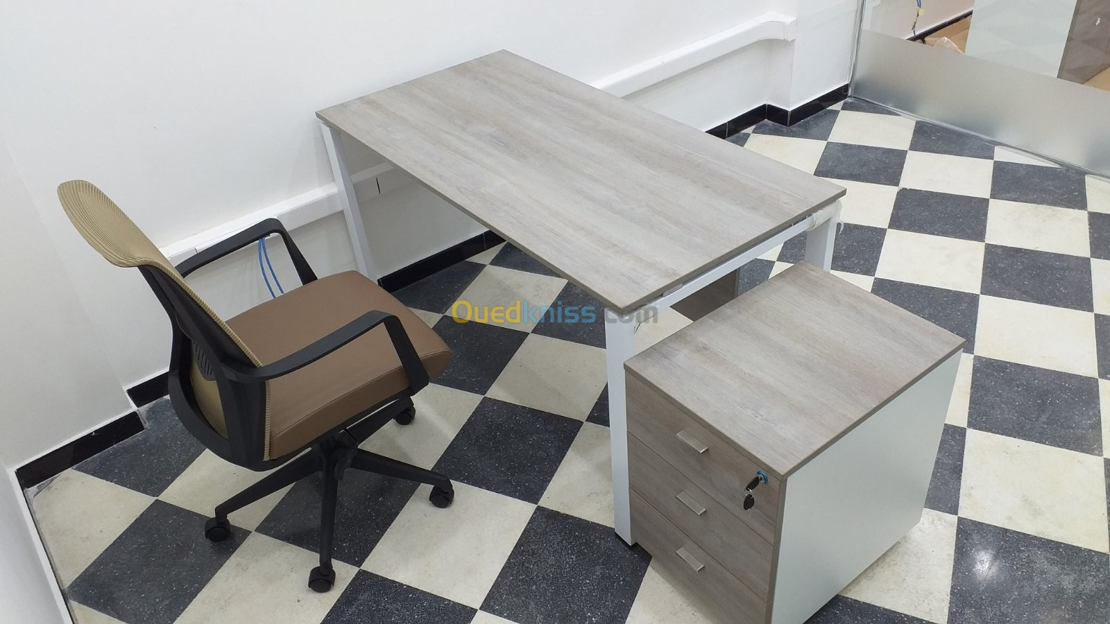 Mobilier de bureau (Office Furniture)