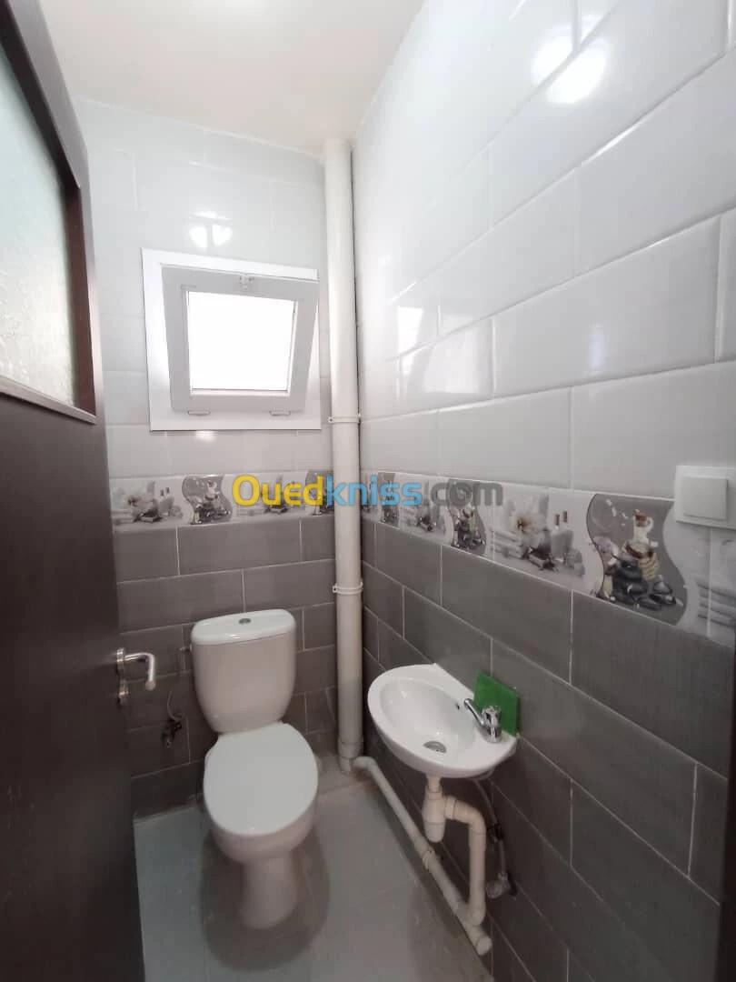 Location Appartement F5 Alger Bordj el bahri