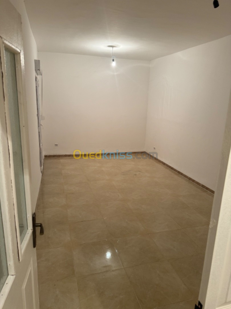 Vente Appartement F4 Oum El Bouaghi Ain beida