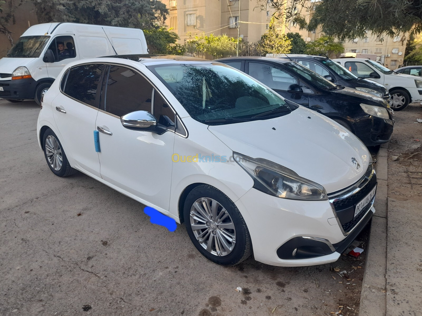 Peugeot 208 2016 Allure