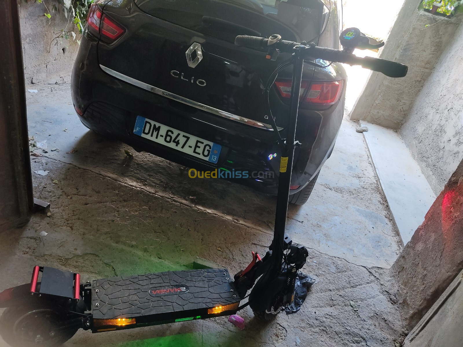 Venvias Trottinette électrique avec chargeur 