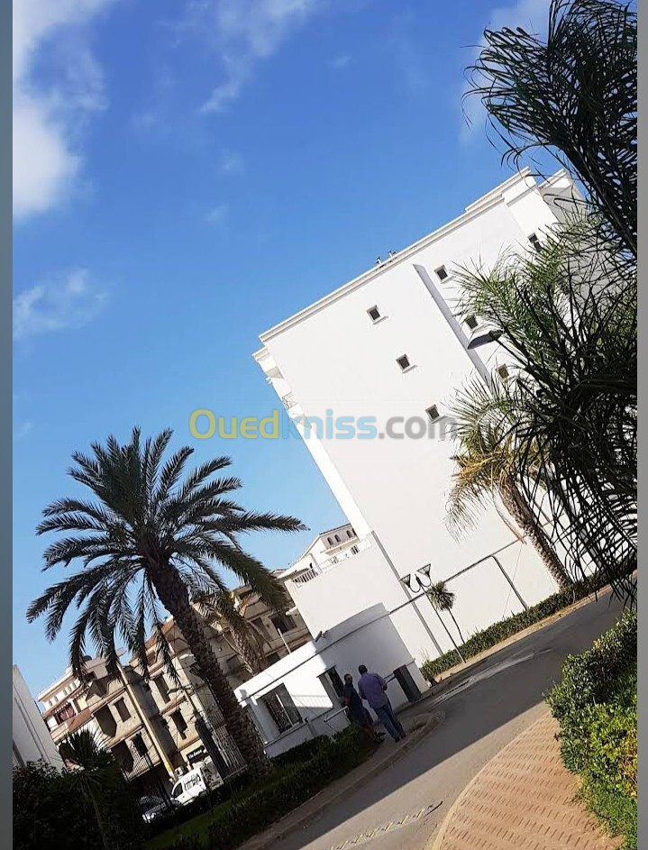 Location Appartement F4 Alger Cheraga