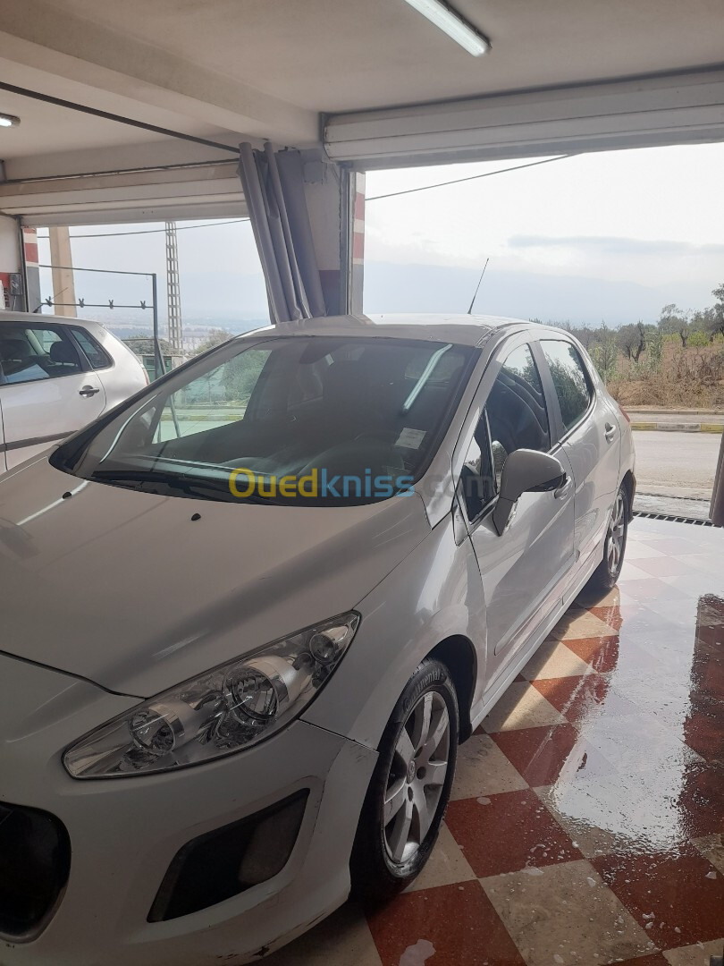 Peugeot 308 2013 HDI