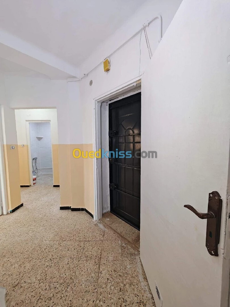 Vente Appartement F03 Tipaza Kolea