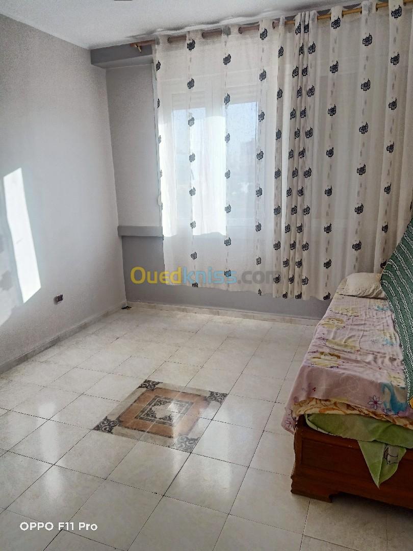 Location vacances Appartement F3 Mostaganem Mostaganem