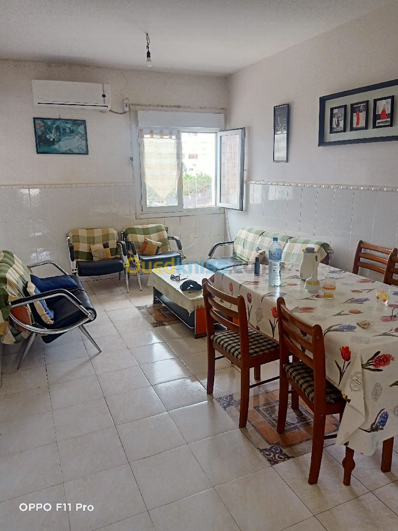 Location vacances Appartement F3 Mostaganem Mostaganem