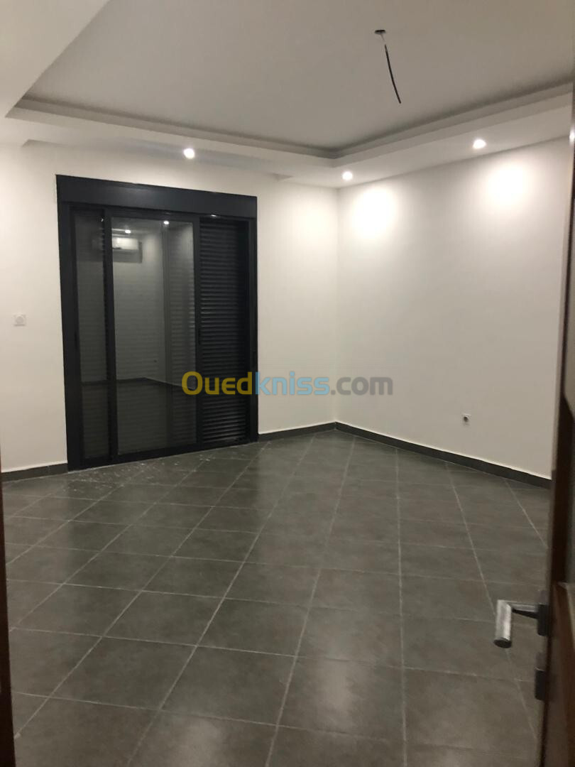 Vente Appartement F5 Oran Bir el djir