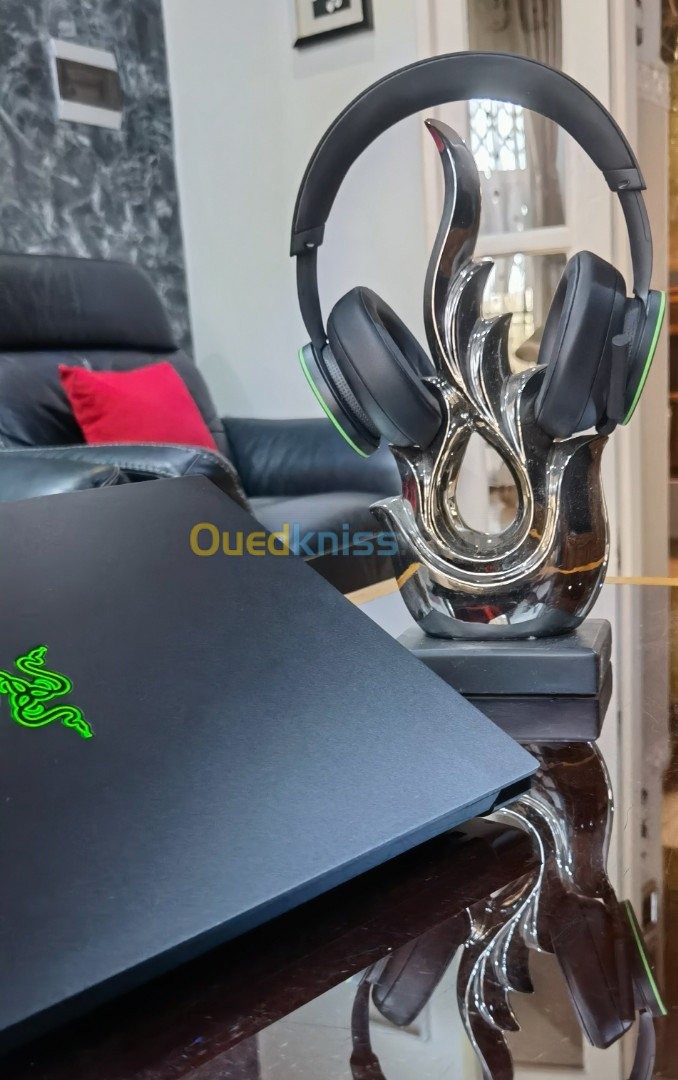 [VENDU]RAZER BLADE 15 BASE  i7-10750H-GTX 1660Ti 6Go 📺 15.6 FHD 120Hz -SSD 256 GO-RAM 16 GO