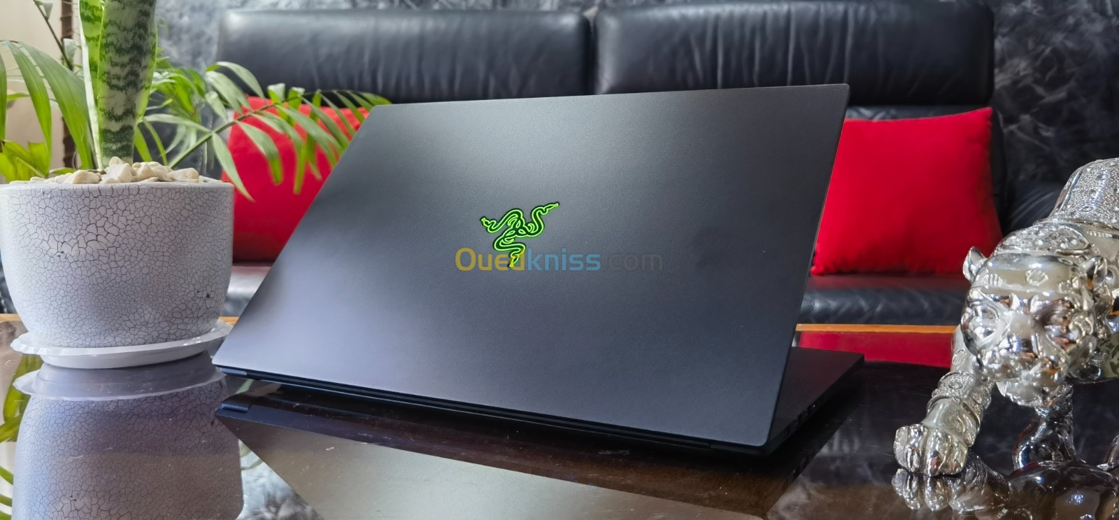 [VENDU] RAZER BLADE 15 - i7-12800H - RTX 3070 Ti - Ecran 15.6" QHD 240Hz - RAM 16Go - SSD 1TB