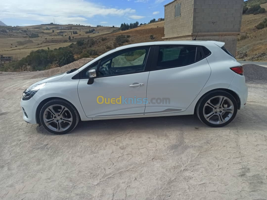 Renault Clio 4 2015 GT Line +