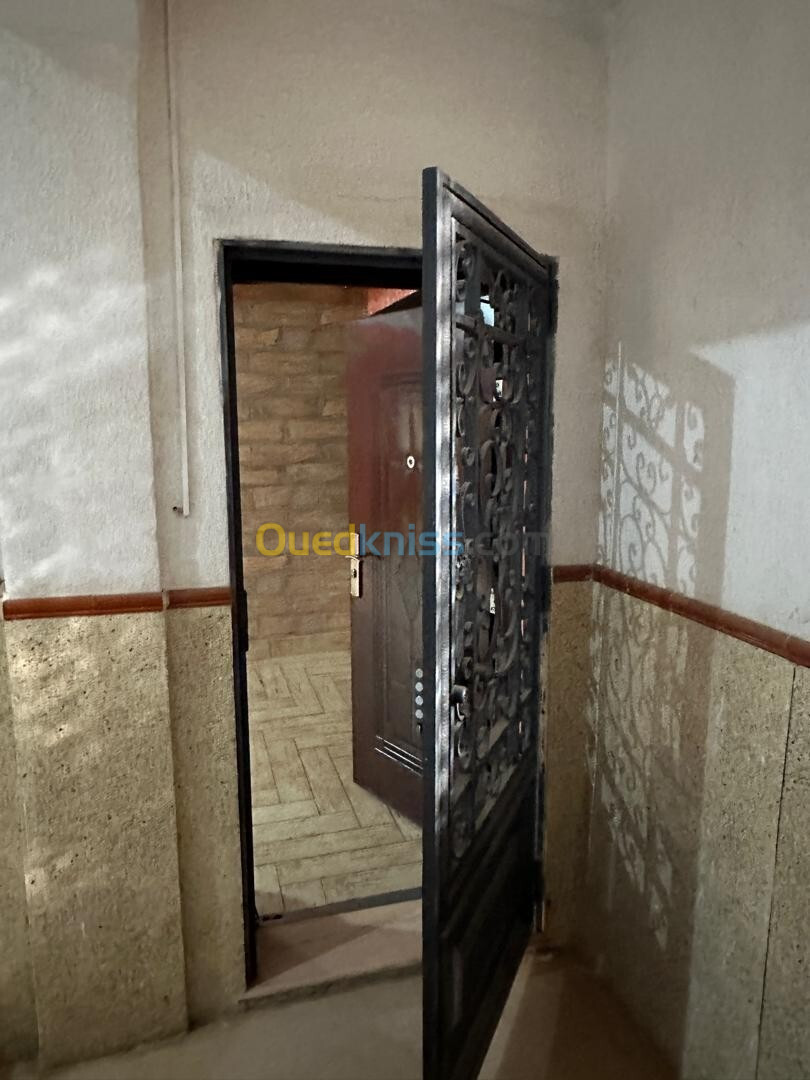 Vente Appartement F3 Alger Birkhadem