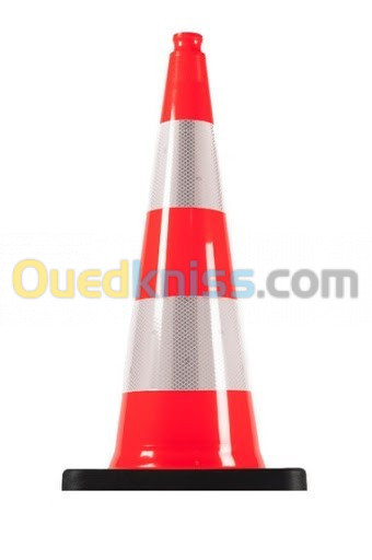 CONE DE SIGNALISATION ROUGE